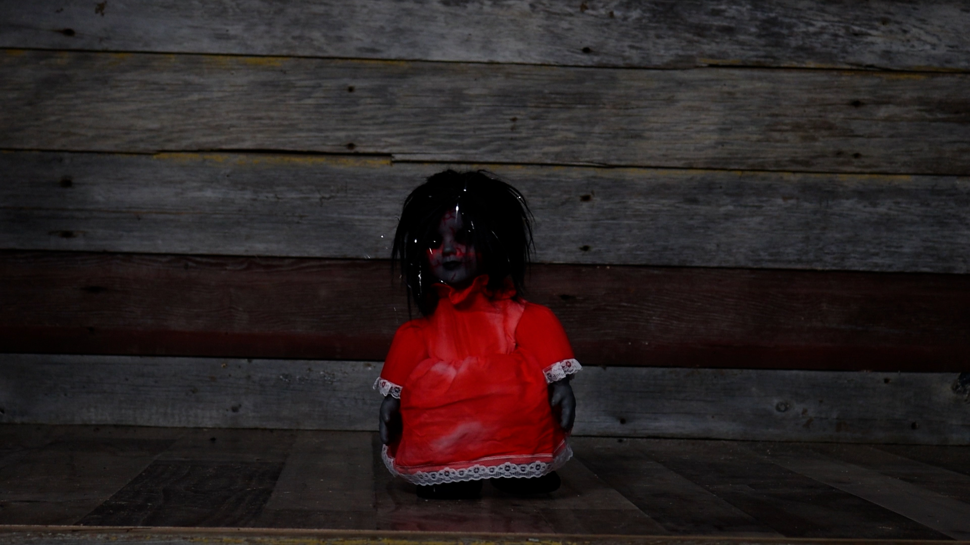 FUN5604 Haunted Heather Scary Doll